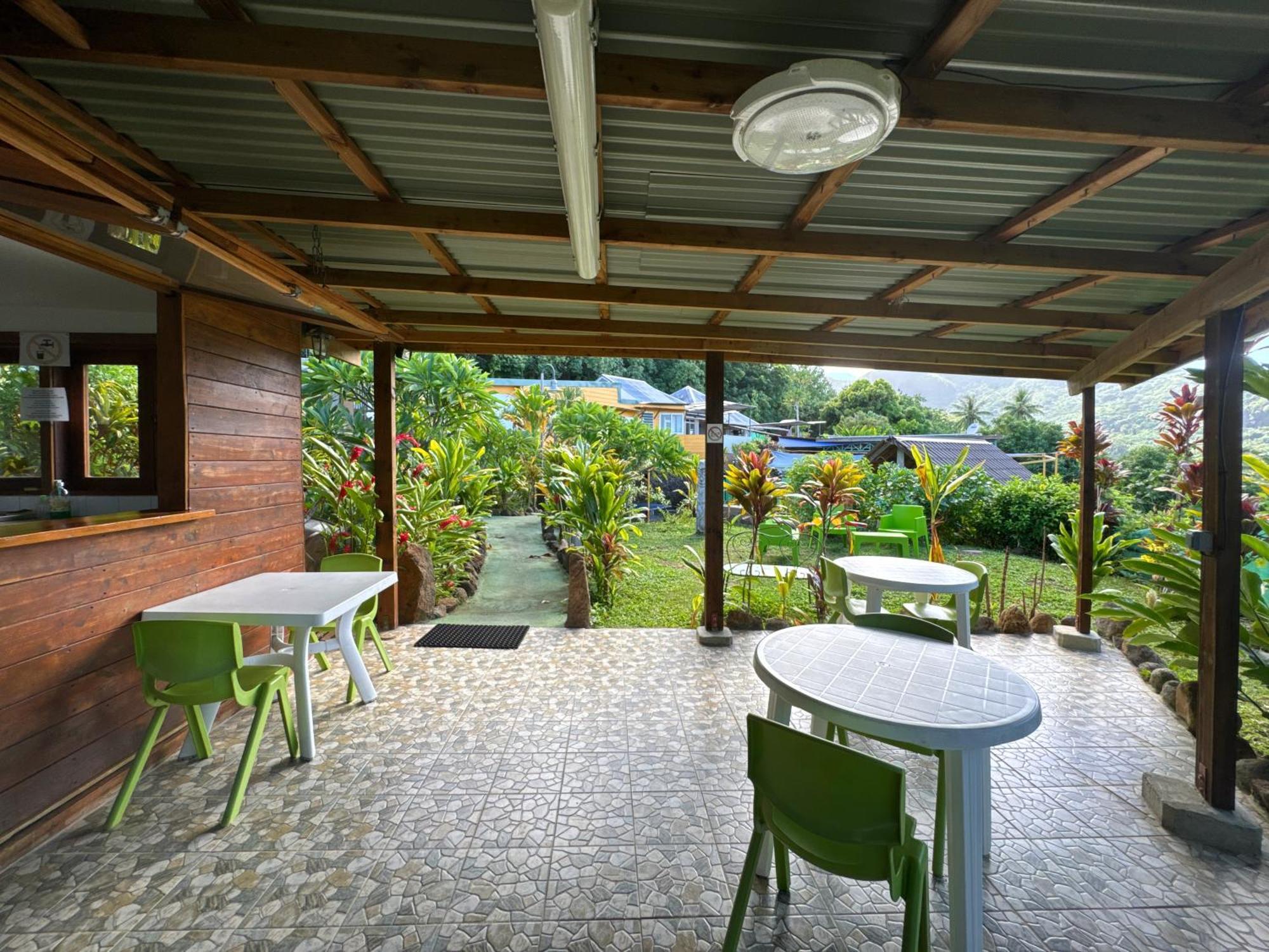 Fare Arana Mooréa Guesthouse Atiha Esterno foto