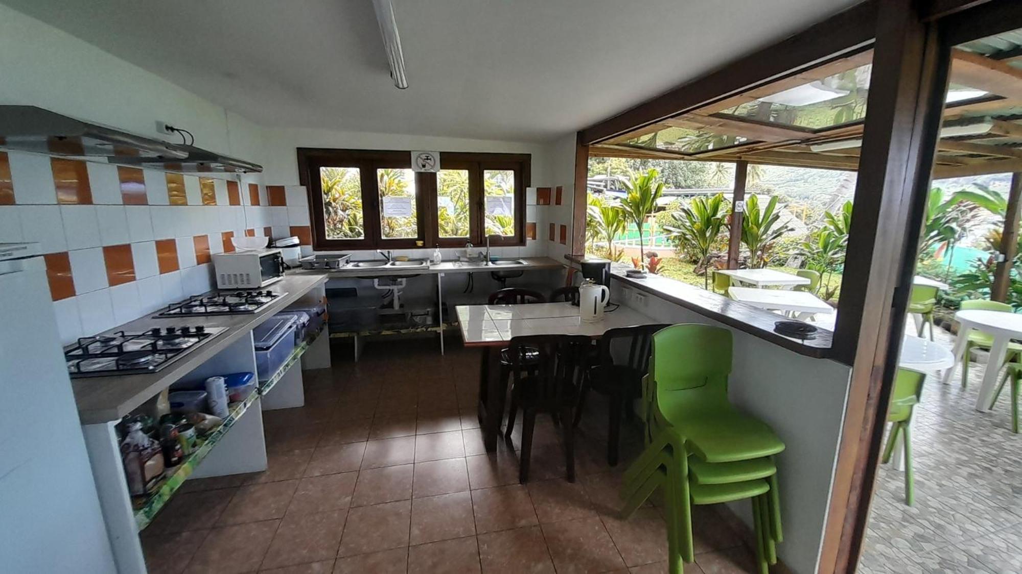 Fare Arana Mooréa Guesthouse Atiha Esterno foto