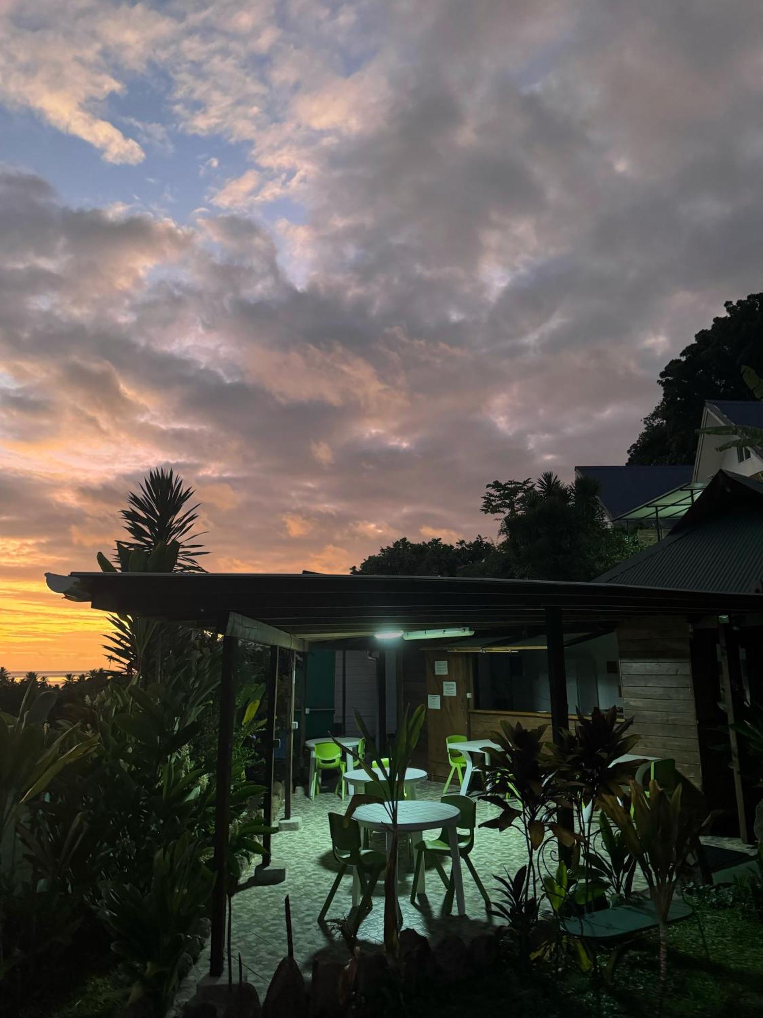 Fare Arana Mooréa Guesthouse Atiha Esterno foto