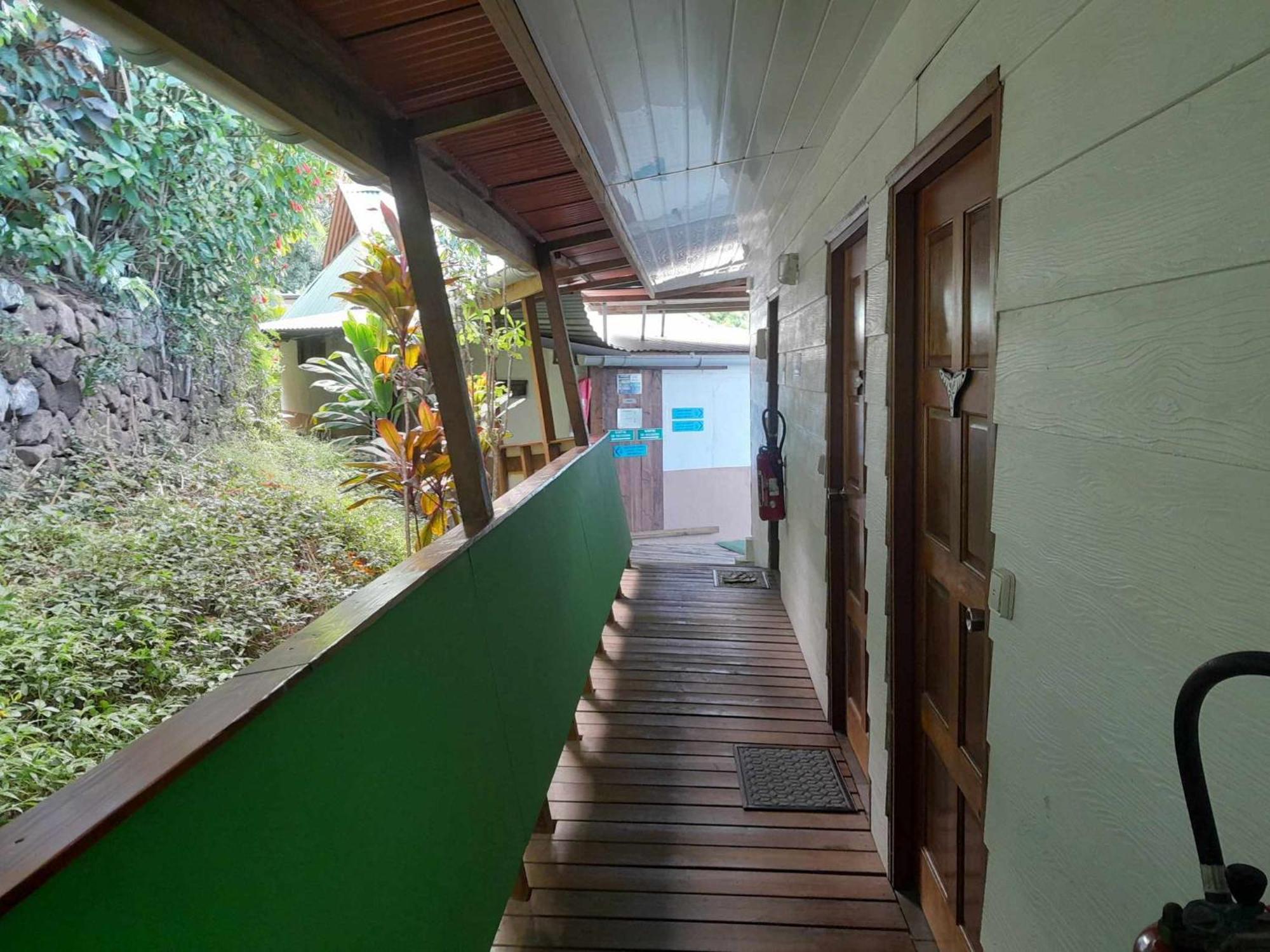 Fare Arana Mooréa Guesthouse Atiha Esterno foto