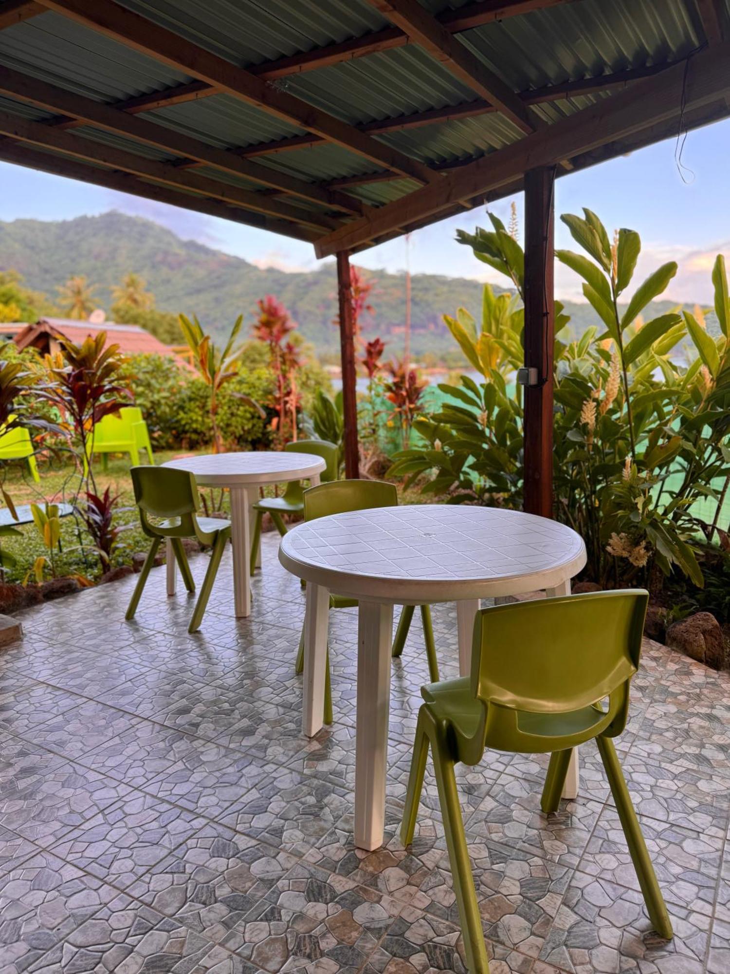 Fare Arana Mooréa Guesthouse Atiha Esterno foto